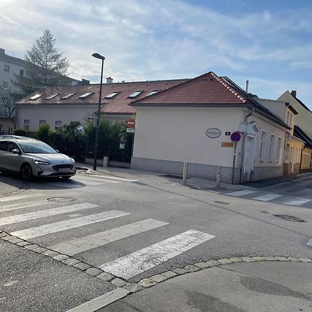 Terrasse Wohnungen Mit Parking In Zentrum Baden Exterior photo