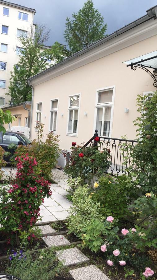Terrasse Wohnungen Mit Parking In Zentrum Baden Exterior photo